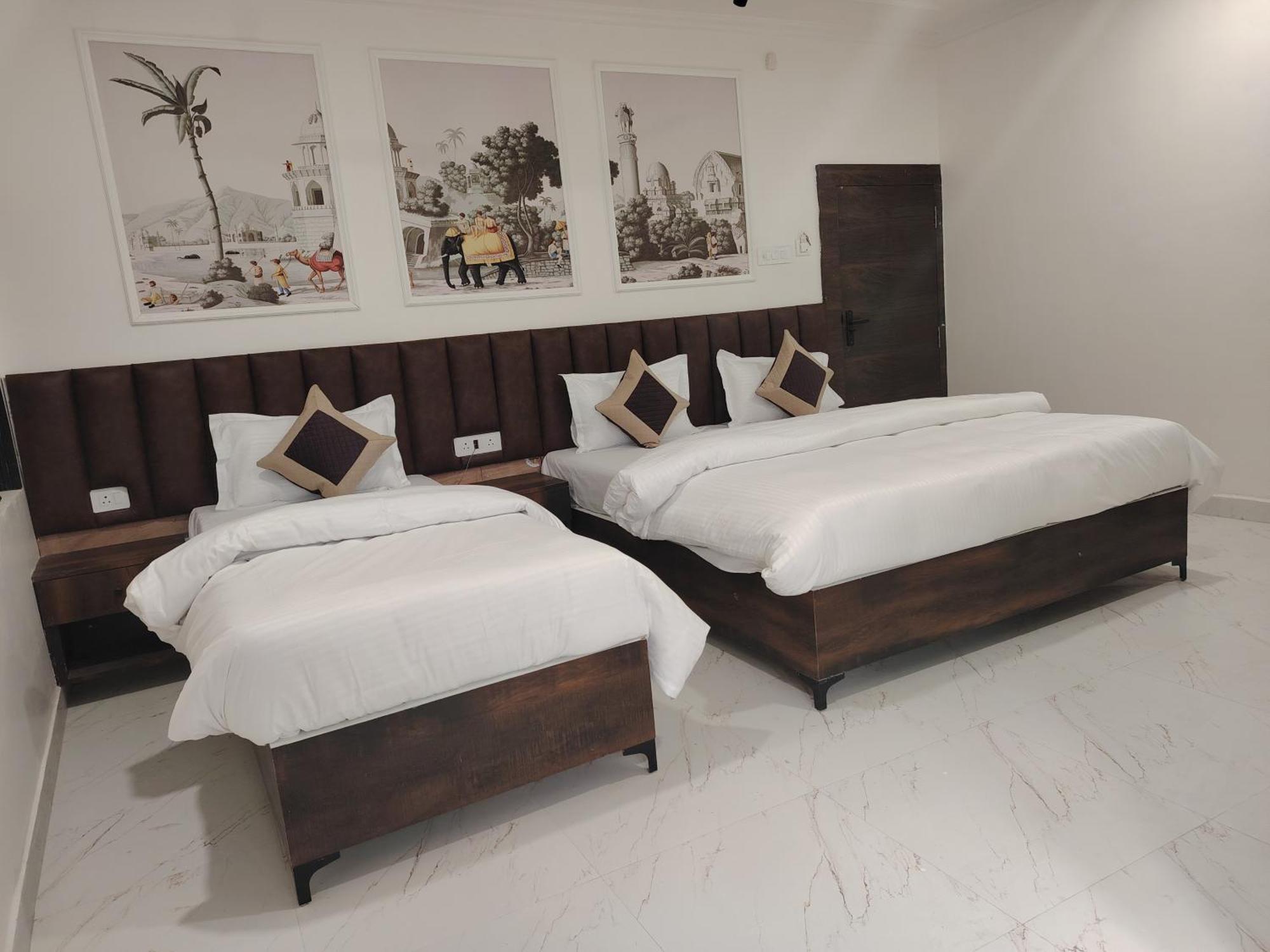Hotel MRK Varanasi Exterior foto